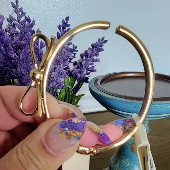 Crown & Ivy Gold Tone Bracelet - Picture 4 of 4